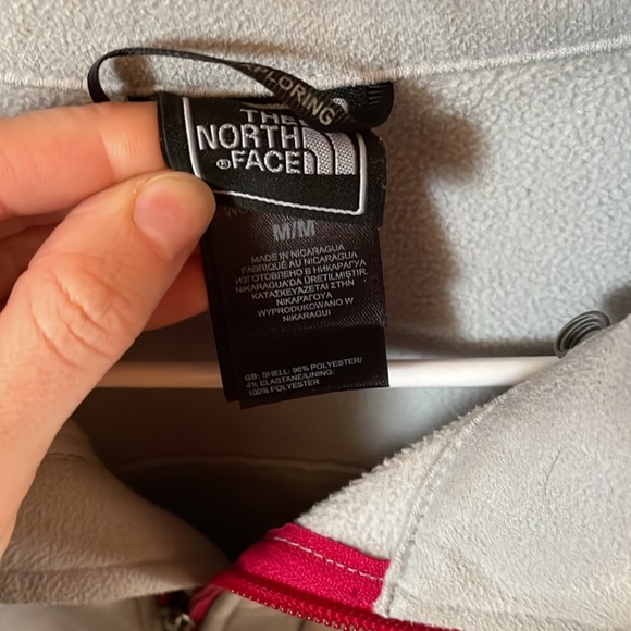 North face jacket - Picture 4 of 4